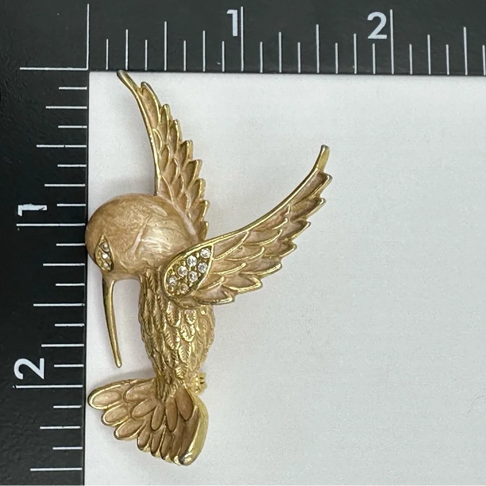 Boucher Vintage Enamel Hummingbird Brooch Lapel Pin